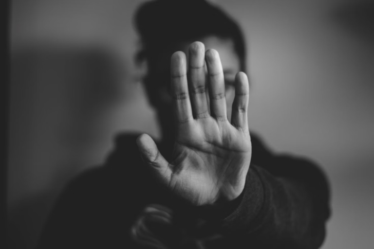 Does a romantic relationship negate the crime of rape? | G.R. No. 264724